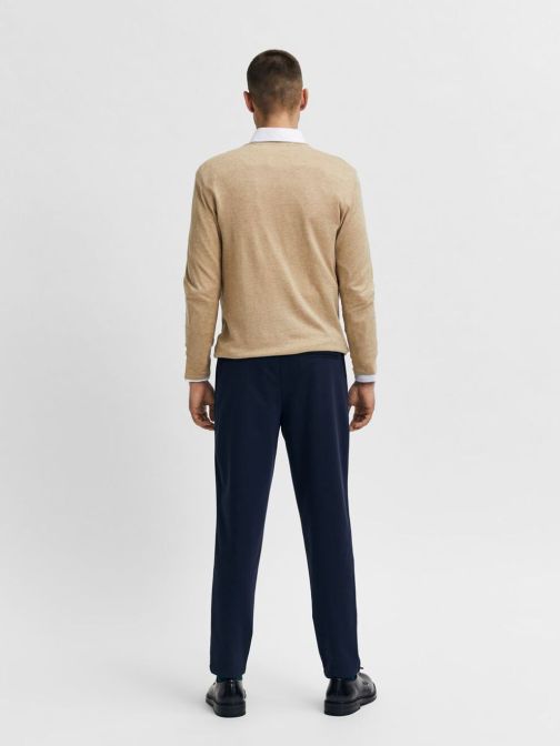 O-NYAKÚ KÖTÖTT PULÓVER