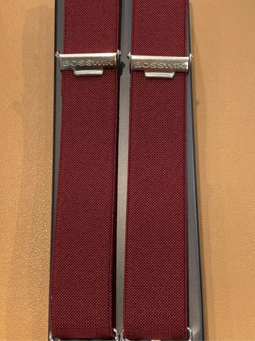 EGYSZÍNŰ NADRÁGTARTÓ