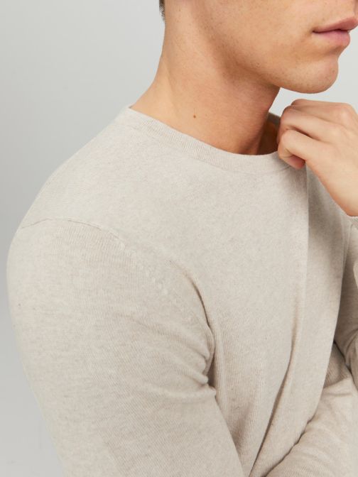 O-NYAKÚ KÖTÖTT PULÓVER