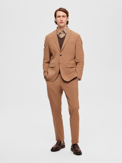 SLIM FIT ÖLTÖNYZAKÓ 