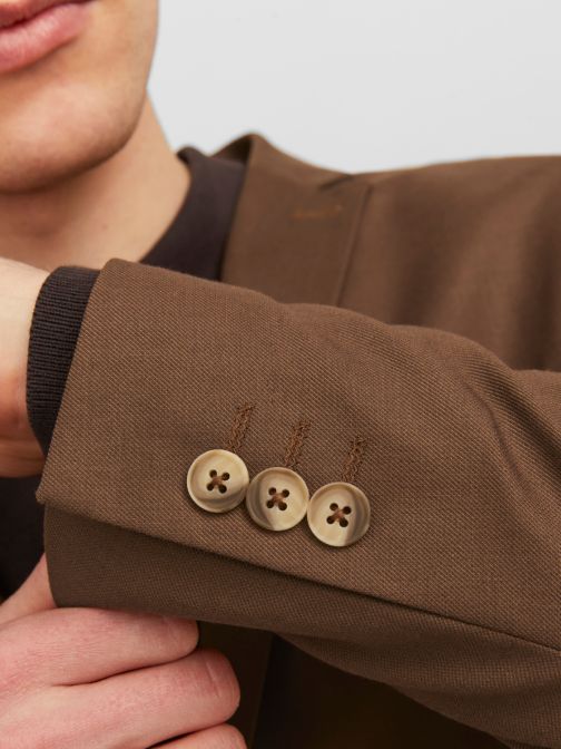 SZUPER SLIM FIT ÖLTÖNYZAKÓ 