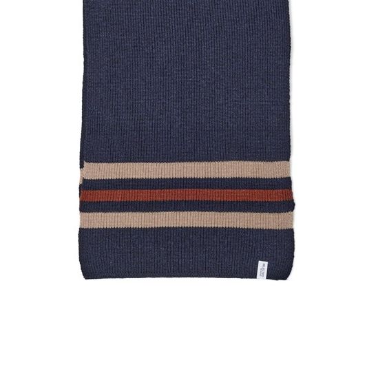 KÖTÖTT GYAPJÚTARTALMÚ SÁL 