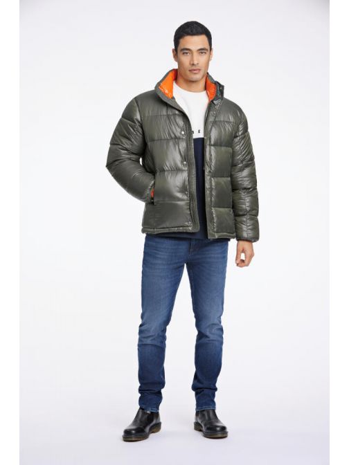 MAGAS NYAKÚ BÉLELT KABÁT 