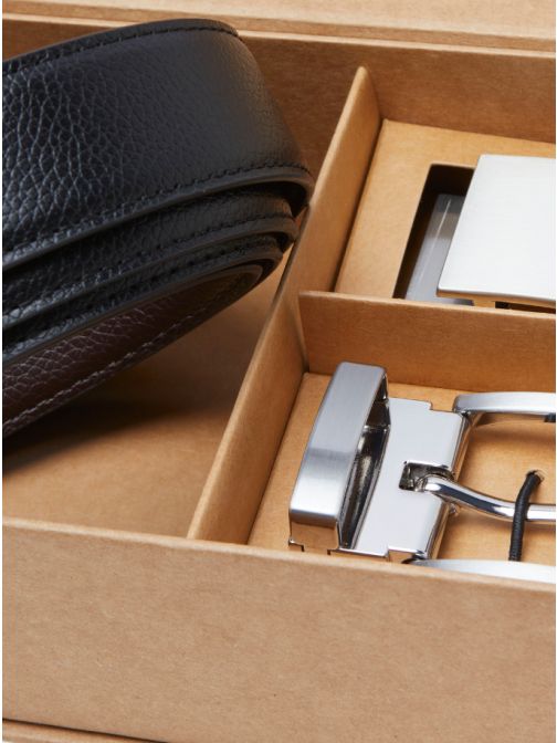 ÖV AJÁNDÉKDOBOZBAN 