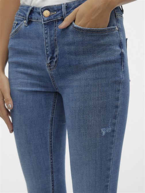 SKINNY FIT JEANS
