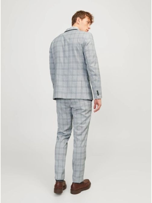 SZUPER SLIM FIT ÖLTÖNYZAKÓ 