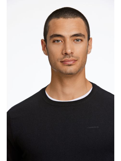 LOGÓZOTT KÖTÖTT PULÓVER