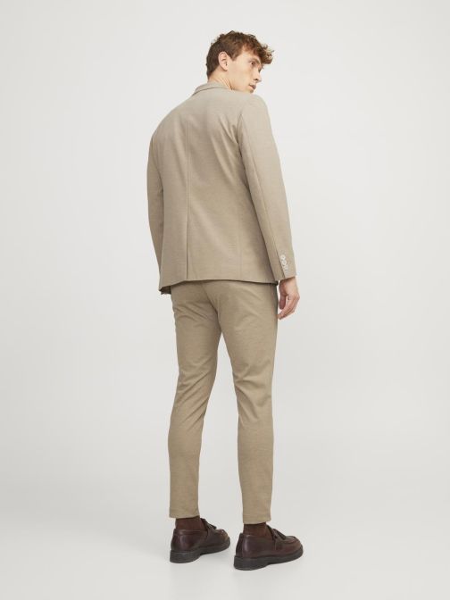 SLIM FIT ÖLTÖNYZAKÓ