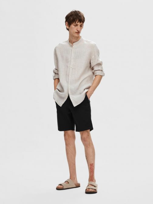 SLIM FIT CHINO SHORTS