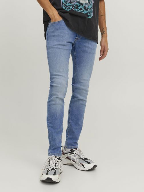 SKINNY FIT JEANS