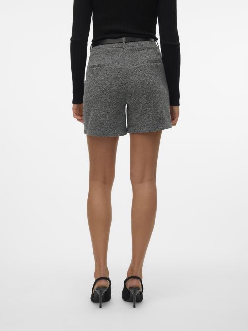 RÖVIDNADRÁG ÖVVEL 