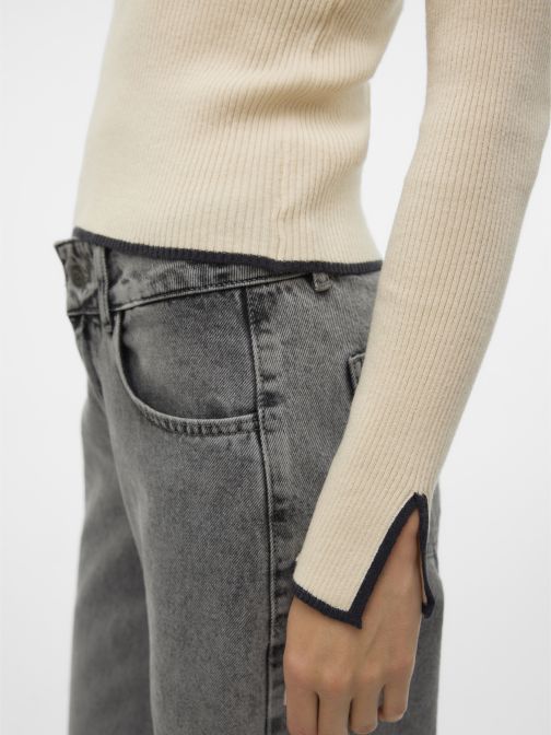 BORDÁZOTT HOSSZÚ UJJÚ PULÓVER 