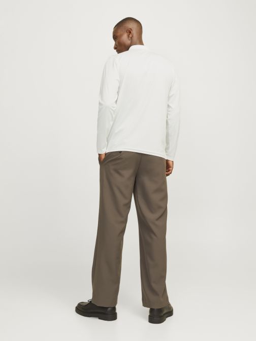 GOMBOS NYAKÚ HOSSZÚ UJJÚ PÓLÓ 