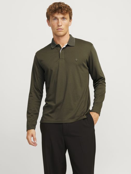 GOMBOS NYAKÚ HOSSZÚ UJJÚ PÓLÓ 