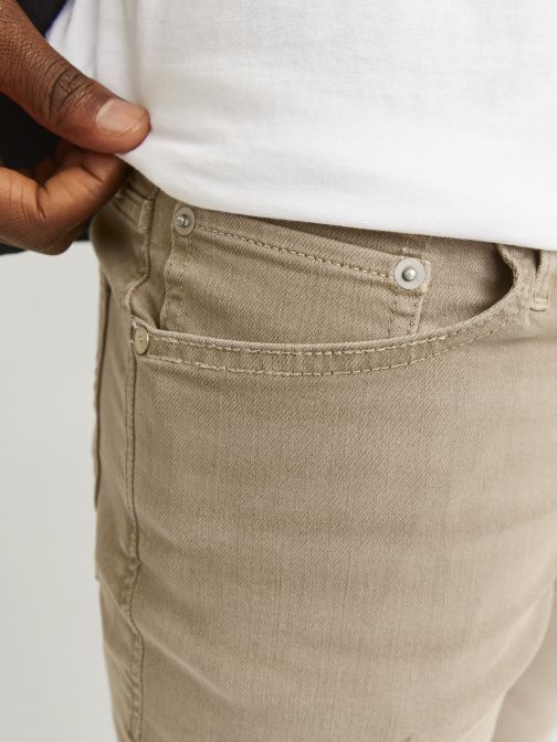 SLIM FIT DENIM JEANS