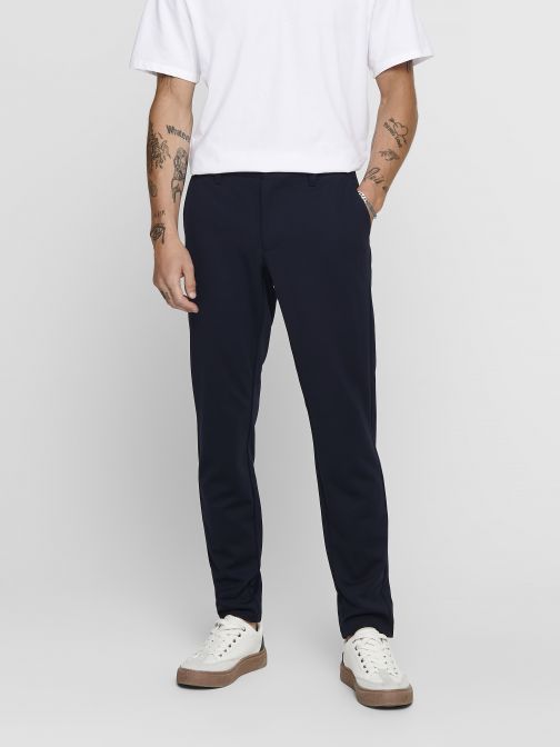 SLIM FIT NADRÁG 