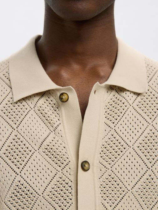 STRUKTÚRÁLT KÖTÖTT GALLÉROS PÓLÓ 