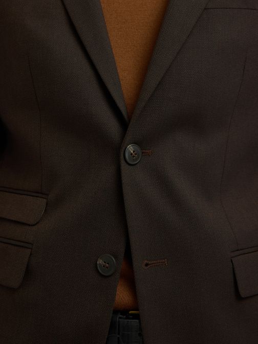 SLIM FIT ÖLTÖNYZAKÓ