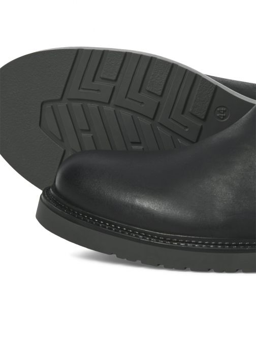 LEATHER BOOTS