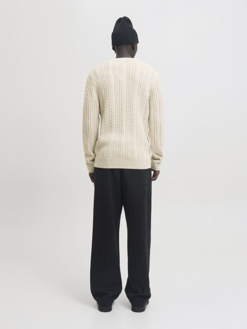 KNITTED PULLOVER