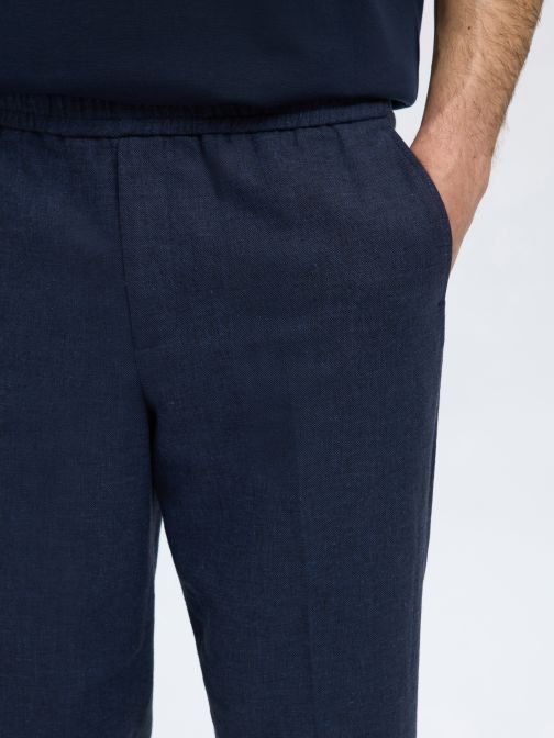 REGULAR FIT ÖLTÖNYNADRÁG