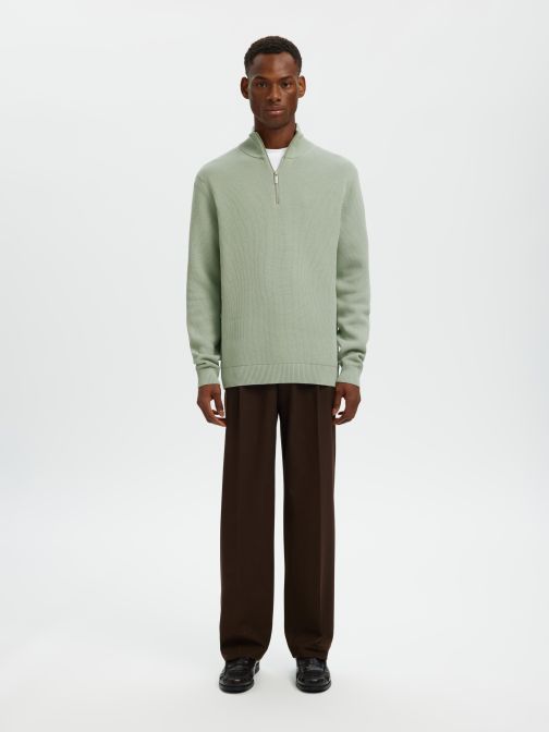 HALF ZIP PULLOVER