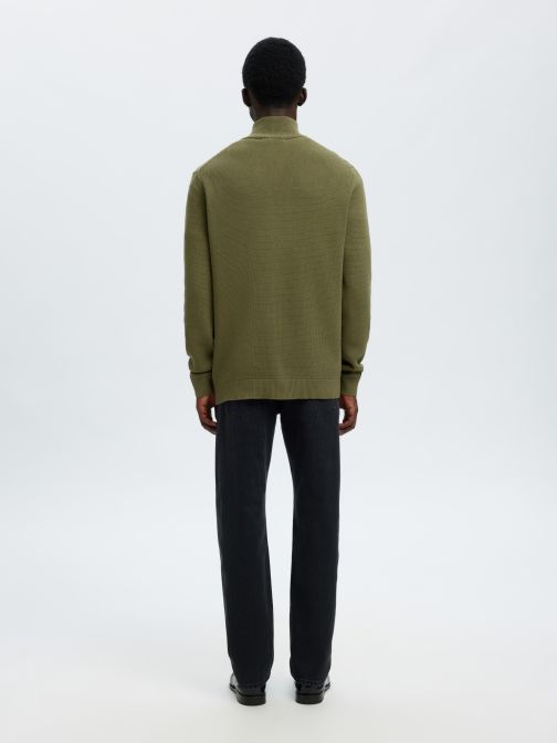 HALF ZIP PULLOVER
