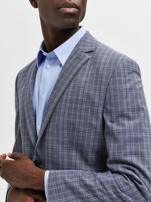 SLIM FIT KOCKÁS ÖLTÖNYZAKÓ