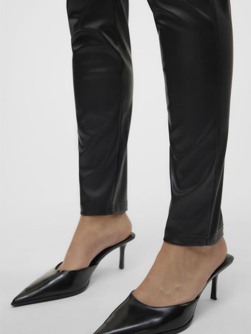 BŐRHATÁSÚ LEGGINGS 