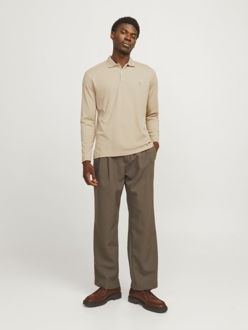 GOMBOS NYAKÚ HOSSZÚ UJJÚ PÓLÓ 