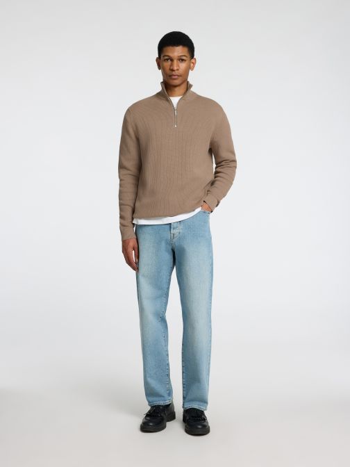 FÉLIG CIPZÁRAS PULÓVER 