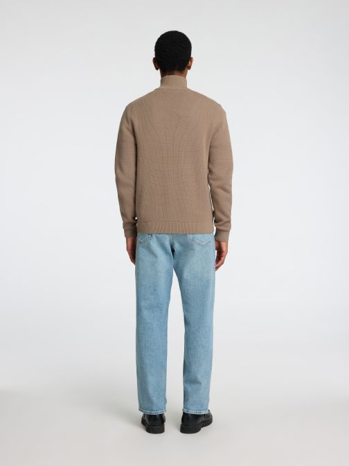 FÉLIG CIPZÁRAS PULÓVER 