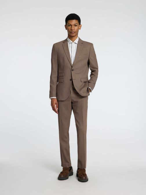 SLIM FIT ÖLTÖNYZAKÓ