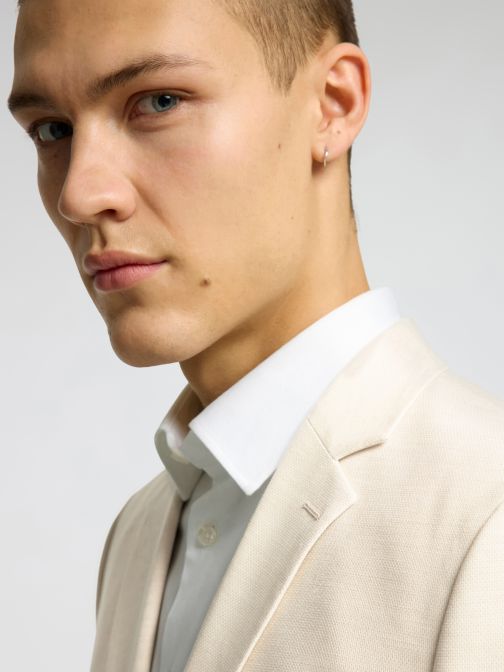 SLIM FIT ÖLTÖNYZAKÓ