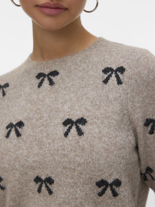 O-NYAKÚ KÖTÖTT PULÓVER  